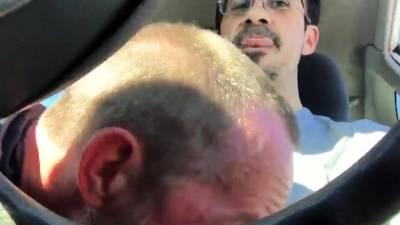 Manthroat Sucks pupbalto in car in public - drtvid.com