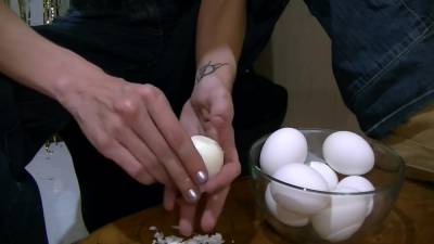Playing With Hard Boiled Eggs - hclips.com