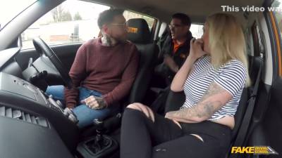 Louise Lee - Dean Van Damme - Inked Slut Louise Lee Sucks Stiff Shaft For Driving - upornia.com