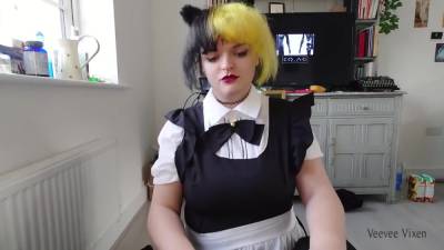 Cute Maid Gives A Messy Blowjob And Swallows - hotmovs.com