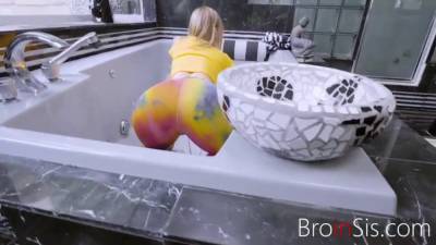 Daisy Stone - The tub fuck with hot blond sista- Daisy Stone - sexu.com