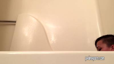 Bathroom Squirt Camgirl - hclips.com