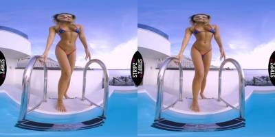 Paola Hard - Pool Party! - sunporno.com - Russia