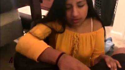 latin girl uses her mouth - nvdvid.com