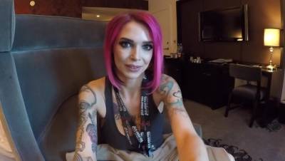 Anna Bell Peaks - Anna's VLOG #93 AVN EXPO Part 1! - veryfreeporn.com