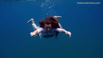 Tenerife Babe Swim Naked Underwater - hclips.com