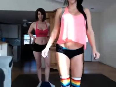 Blonde and brunette lesbians toying cunt - icpvid.com
