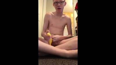 Verbal Twink dildo fuck - nvdvid.com