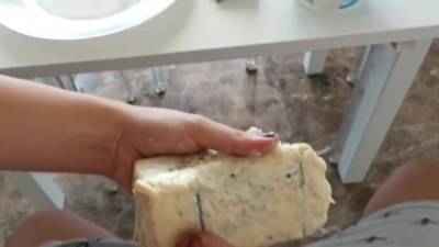 Fidanzata Italiana Mi Sega Il Cazzo Con Il Gorgonzola #videoforfan01 - hotmovs.com - Italy