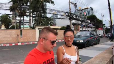 Amateur Thai saying thank you on a BWC - icpvid.com - Thailand