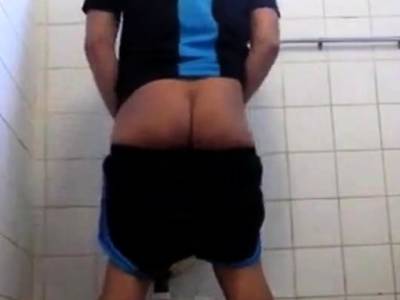 FUCKING IN PUBLIC BATHROOM - icpvid.com