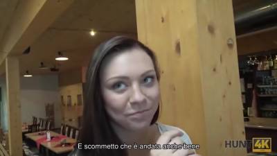 Carina - Il Gioco Del Bowling E Noioso Il Sesso Con Una Ragazza Carina Puo Rallegrare - hotmovs.com - Czech Republic