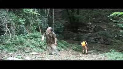 Flirty chick and an elderly man are fucking in the forest, in the middle of the day - sunporno.com