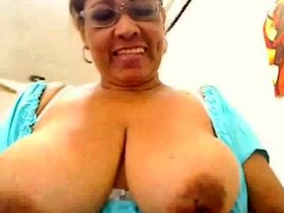 Black Mature Show All on webcam - webmaster.drtuber.com