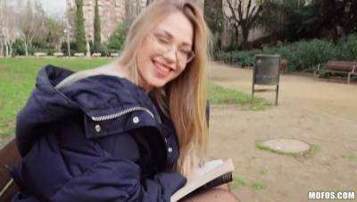 Erik Everhard - Blonde Nerd Loves Public Fucking - veryfreeporn.com