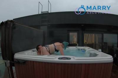 Eating My Husbands Asshole For The First Time In The Hot Tub - hclips.com