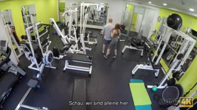 Naiver Fitness-hase Hat Hard Sex Mit Reichen Mannern - hclips.com