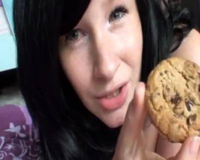 Cum on Food - Cookie - icpvid.com