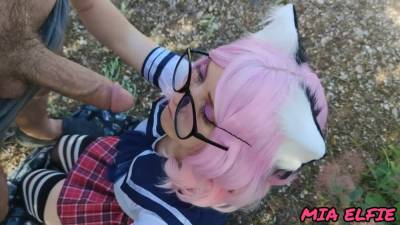 Cute Sexy Schoolgirl in a Skirt on a Walk Wanted to Giv - pornoxo.com