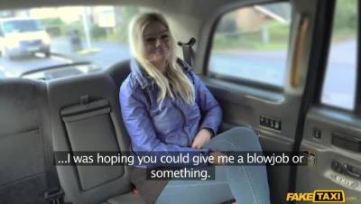 Monty - Blonde gets backseat discount - porntry.com