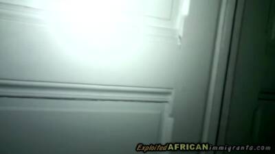 Ebony Amateur African Cutie Wakes To Masturbate And Fuck - txxx.com