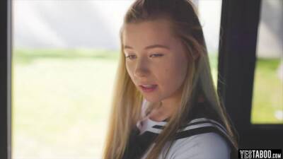 Bus driver fuck schoolgirls black mirror style in a VR - sunporno.com