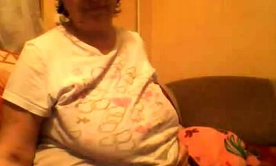 Mature BBW with huge boobs on webcam - drtuber.com