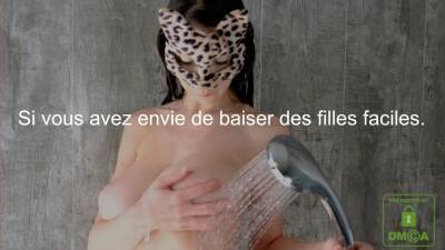 La teen a des enormes seins naturels - drtuber.com - France