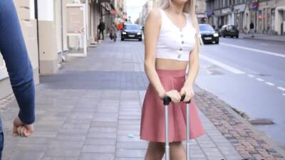 Casual teen fuck in a big city - drtuber.com