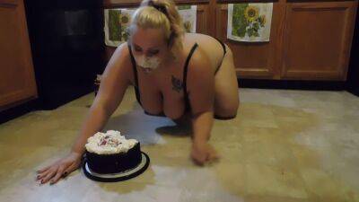 BBW messy cake stuffing - upornia.com