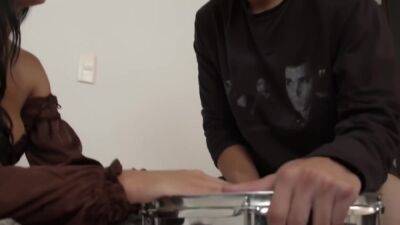 Estudiante Se Come Al Profe De Percusion (uretra Fuck) - hclips.com