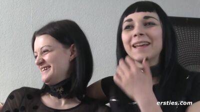 Einblick Ins Bdsm-sexleben Eines Deutschen Lesbischen Paares - hclips.com