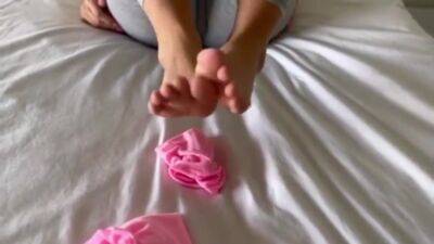 Pov Footjob Cute Pink Socks And Pink Toes - hclips.com