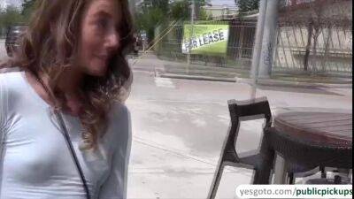 Kirsten Lee outdoor blowjob act with a lucky stranger - sunporno.com