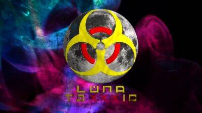 Luna - Luna Toxxxic - BBC Deep Inside Me Poking My ABS - drtuber.com