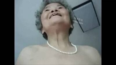 Asian Milf - chinese granny likes fucking - sunporno.com - China