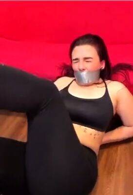 Yoga gagged - drtuber.com