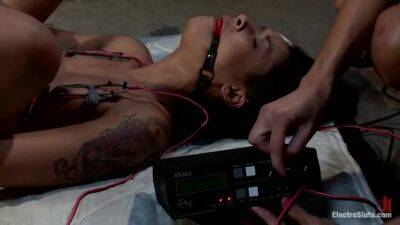 Skin Diamond - Skin - Back For More! With Skin Diamond - upornia.com