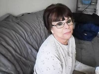 Blowjob Cum - Milf Cumshot - Dark Haired Granny Taking Some Cumshots - sunporno.com