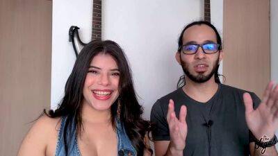 Porn actress Selena Vega shows you a male sex toy to masturbate - sunporno.com - India - Venezuela