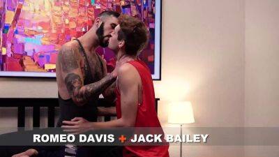 Ginger twink Jack Bailey fucked hard by muscular Romeo Davis - drtuber.com