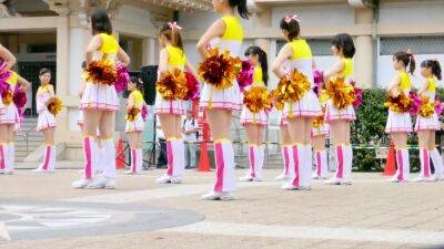 A cheerleader cuter than an idol 2 - drtuber.com - Japan