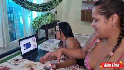 Fui na casa das minhas primas ensinar um trabalho de faculdade, E elas me atacaram, E eu comi o cú e buceta das safadas, Luana Aguiar e Paty Bumbum - xxxfiles.com