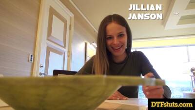 JILLIAN JANSON GETS FUCKED AND REVEALS STORY ABOUT HER FIRST ANAL SHOOT - sexu.com