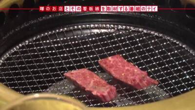 A5ランクの肉食看板娘が小麦色の爆乳ボディ揺れまくり本気SEXｗ - txxx.com - Japan