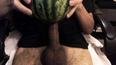 Fucking a Watermelon - drtuber.com