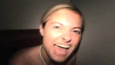 Smiling woman loves to swallow cum - drtuber.com
