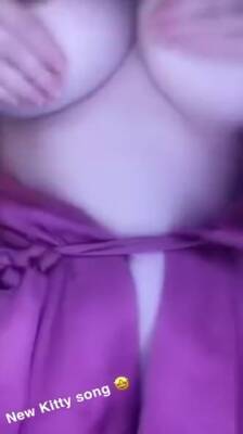 Aftynrose Snapchat Playing With Tits Leaked Video - hclips.com