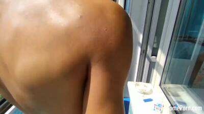 Balcony Fuck While On Vacation With My Girlfriend - upornia.com