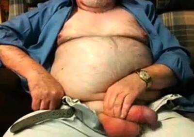 Hairy Grandpa Bear Fondling His Cock - icpvid.com